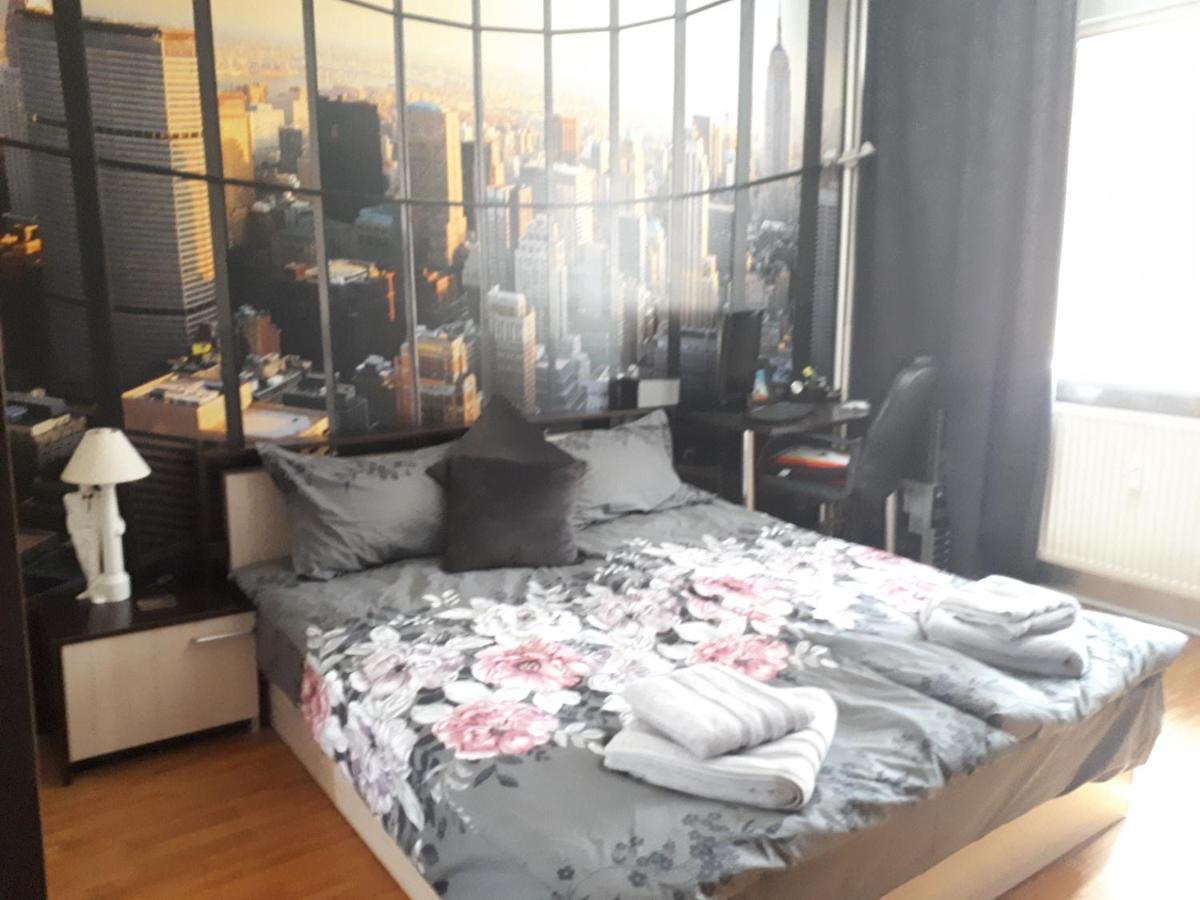 New York - Guest Near The Airport, Transport Possibility Alloggio in famiglia *